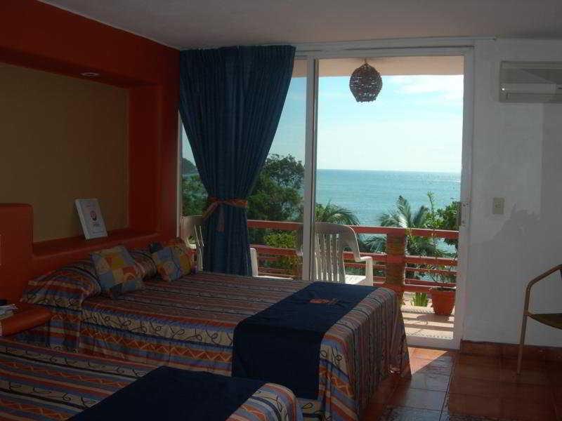 Hotel Irma Сиуатанехо Экстерьер фото